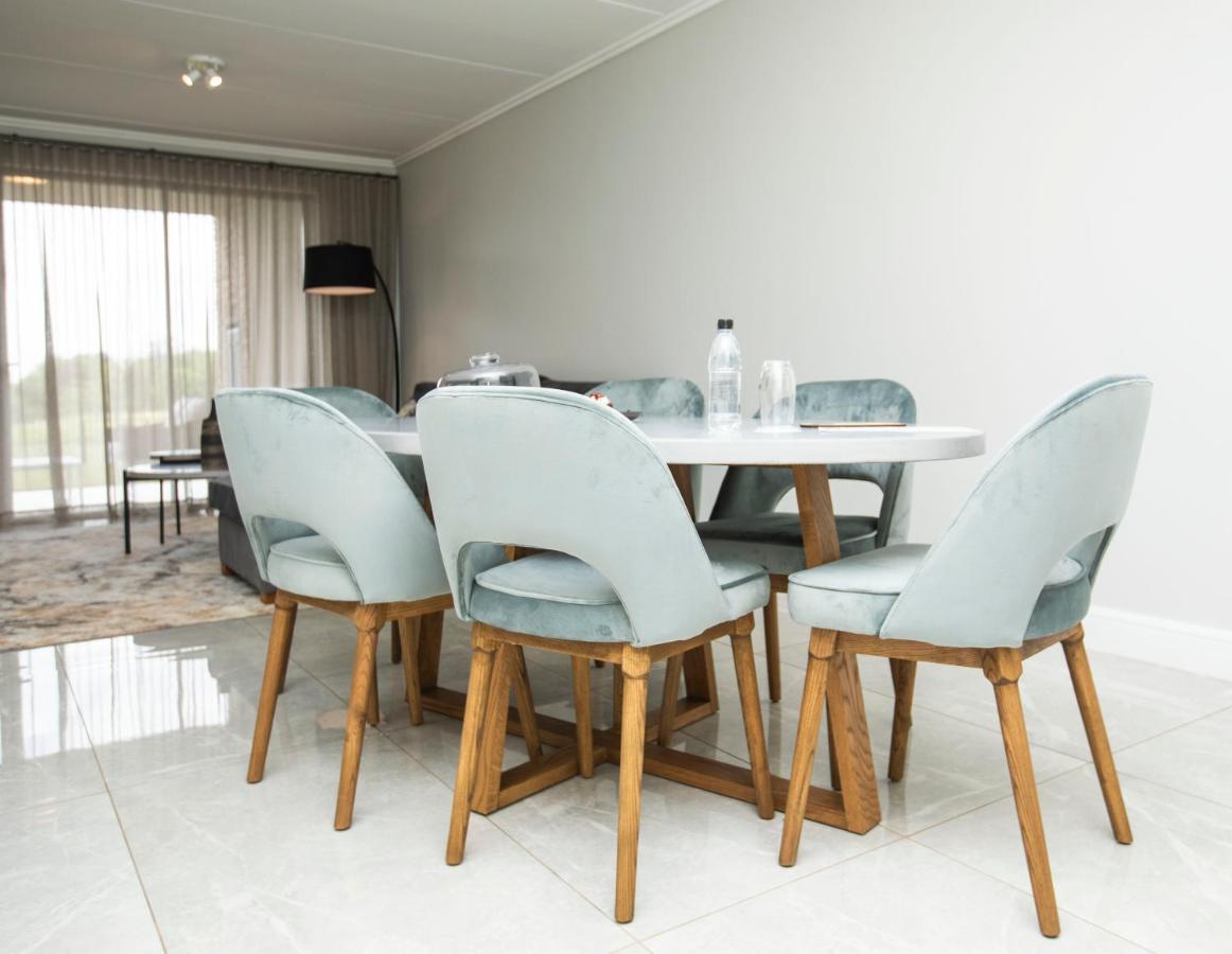 The Serengeti Lodge Kempton Park Extérieur photo