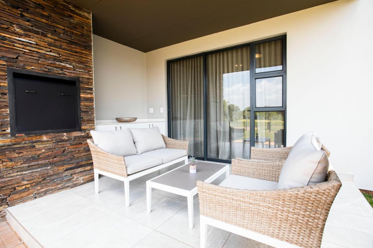 The Serengeti Lodge Kempton Park Extérieur photo